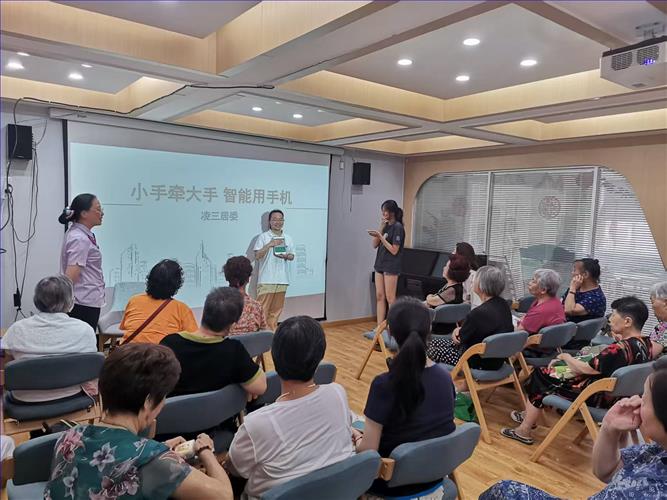 ��ѧ���ã��ഺ���ж���С��ǣ���֣����ϡ���蹵��